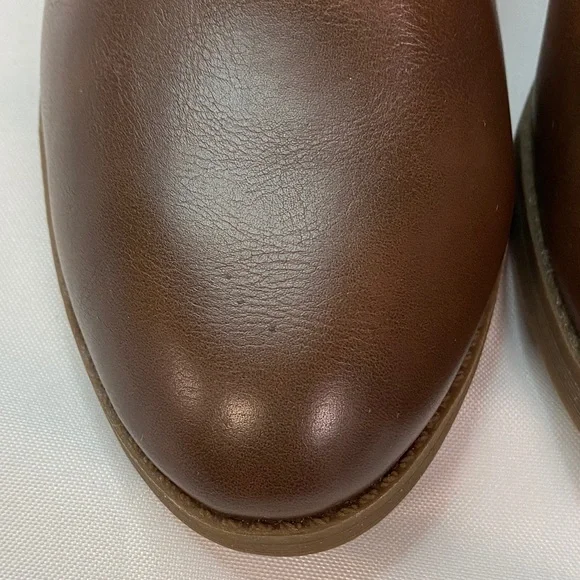 Time and Tru Brown Ankle Booties with Zipper - Picture 5 of 9